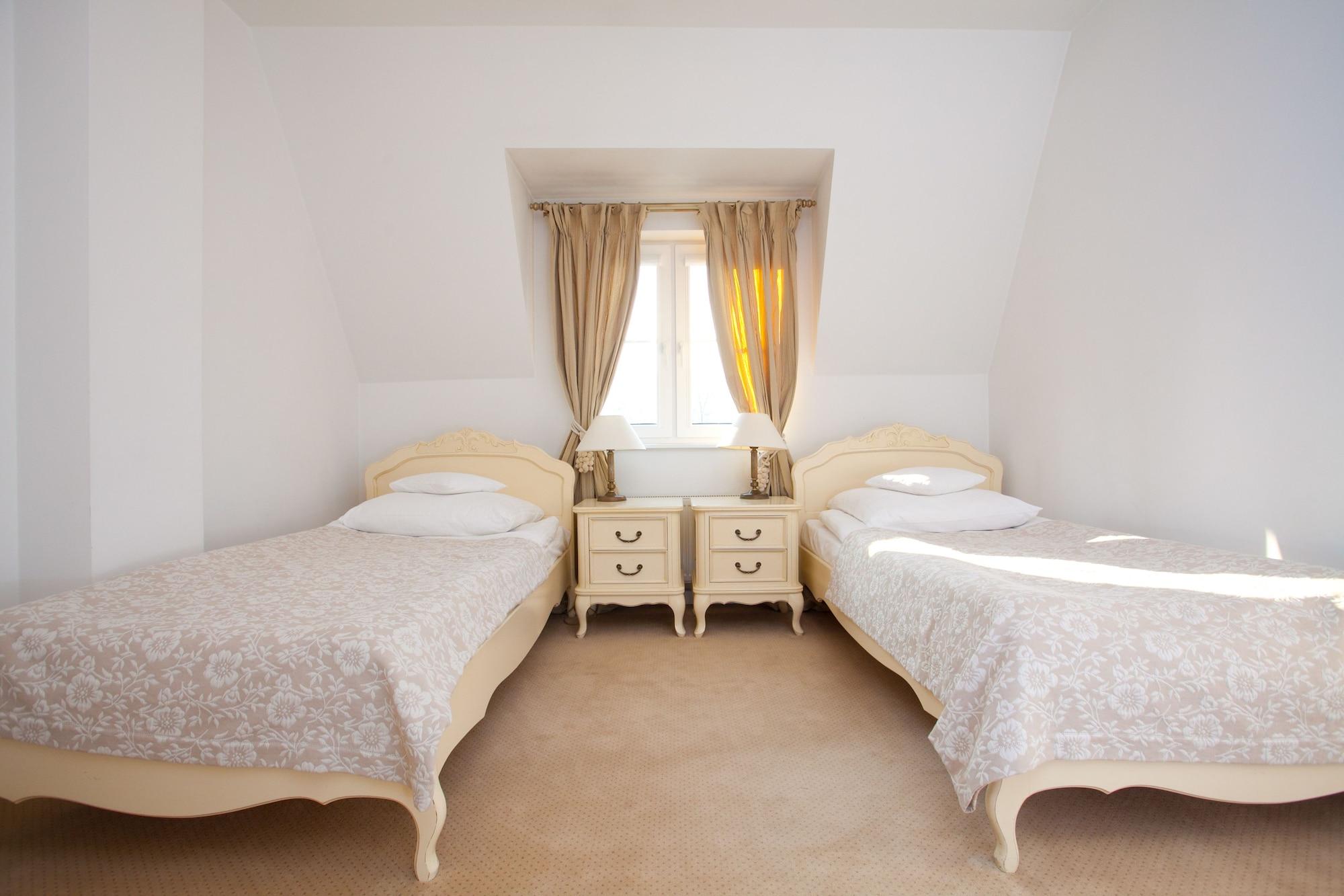 Hotel Szrenicowy Dwor シクラルスカ・ポレンバ エクステリア 写真