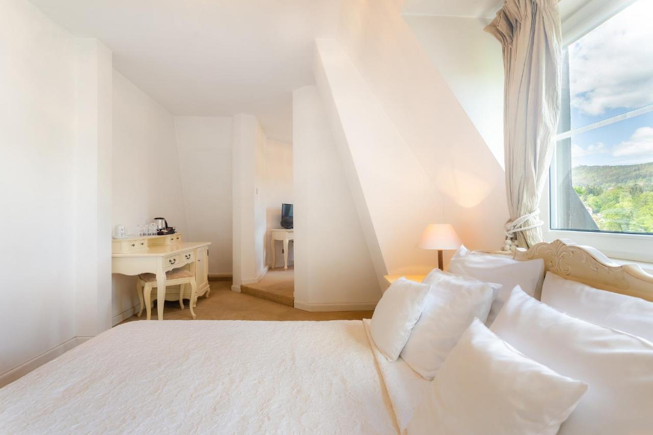 Hotel Szrenicowy Dwor シクラルスカ・ポレンバ エクステリア 写真