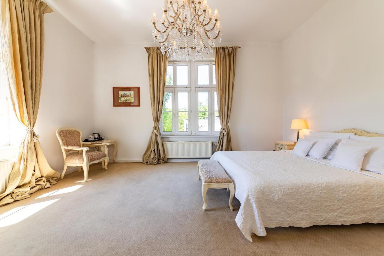 Hotel Szrenicowy Dwor シクラルスカ・ポレンバ エクステリア 写真