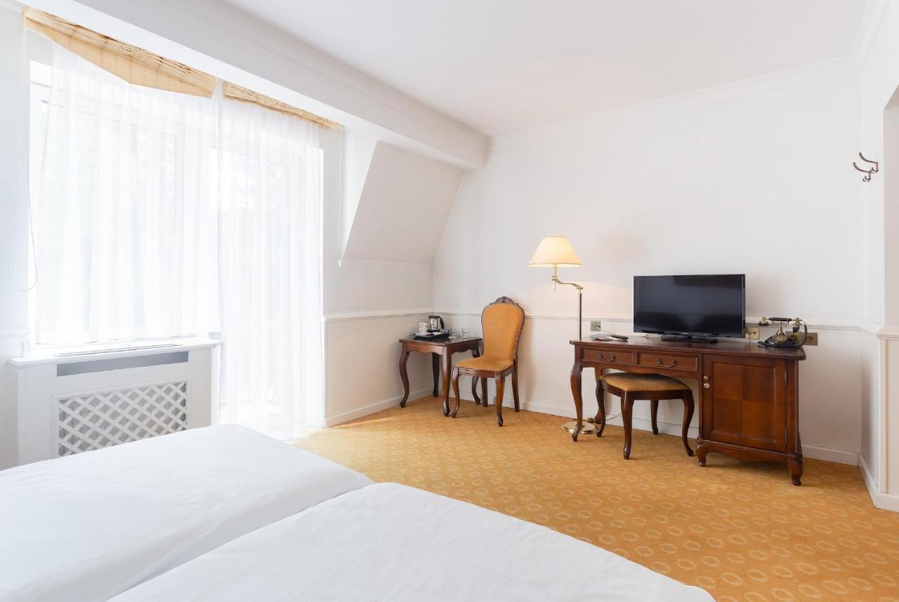 Hotel Szrenicowy Dwor シクラルスカ・ポレンバ エクステリア 写真