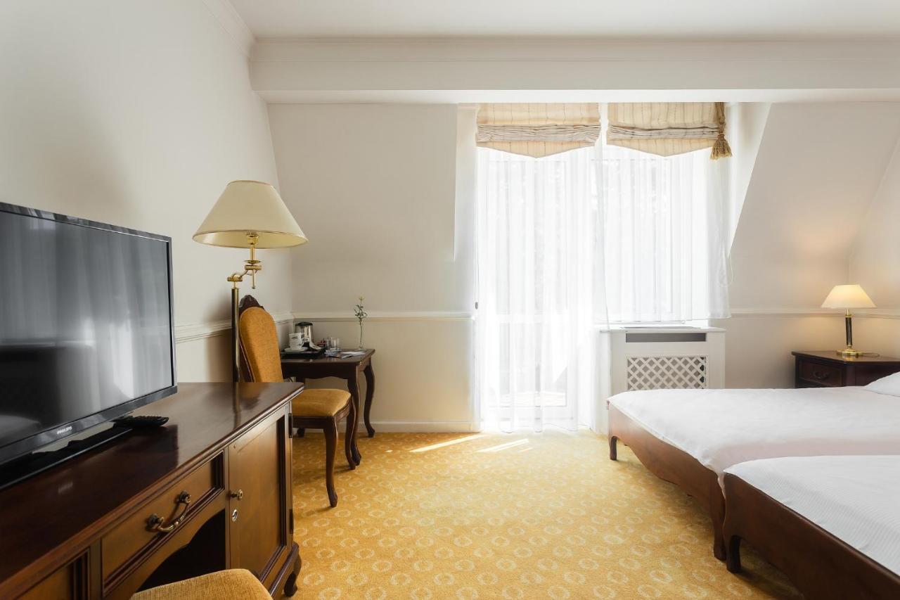 Hotel Szrenicowy Dwor シクラルスカ・ポレンバ エクステリア 写真